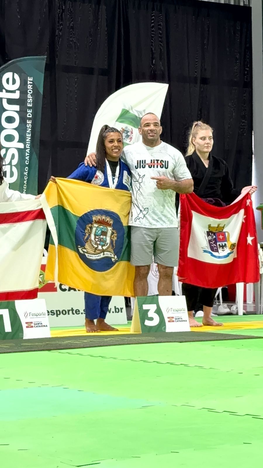 WhatsApp Image 2025-11-21 at 18.37.53 (3)